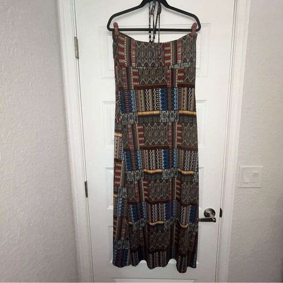 Love Halter Maxi Dress - Picture 9 of 10